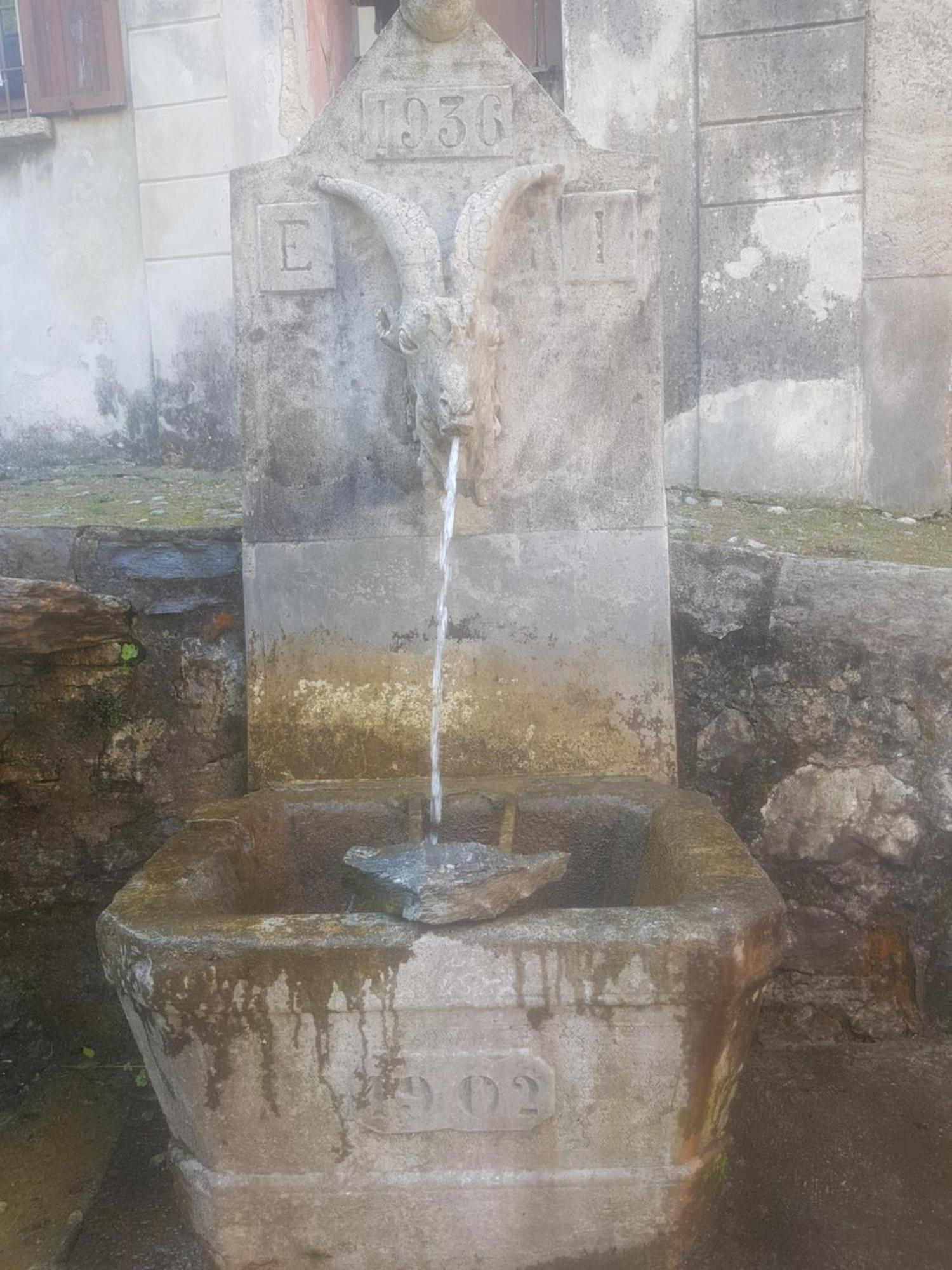 La Corte Del Poeta Arcumeggia Exterior foto